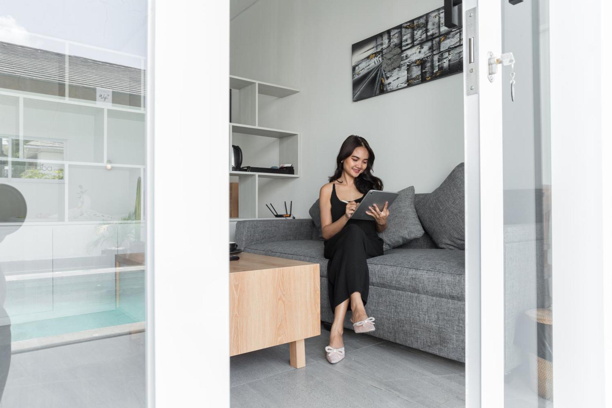 Maisaba Canggu Hotel & Coworking Space ภายนอก รูปภาพ